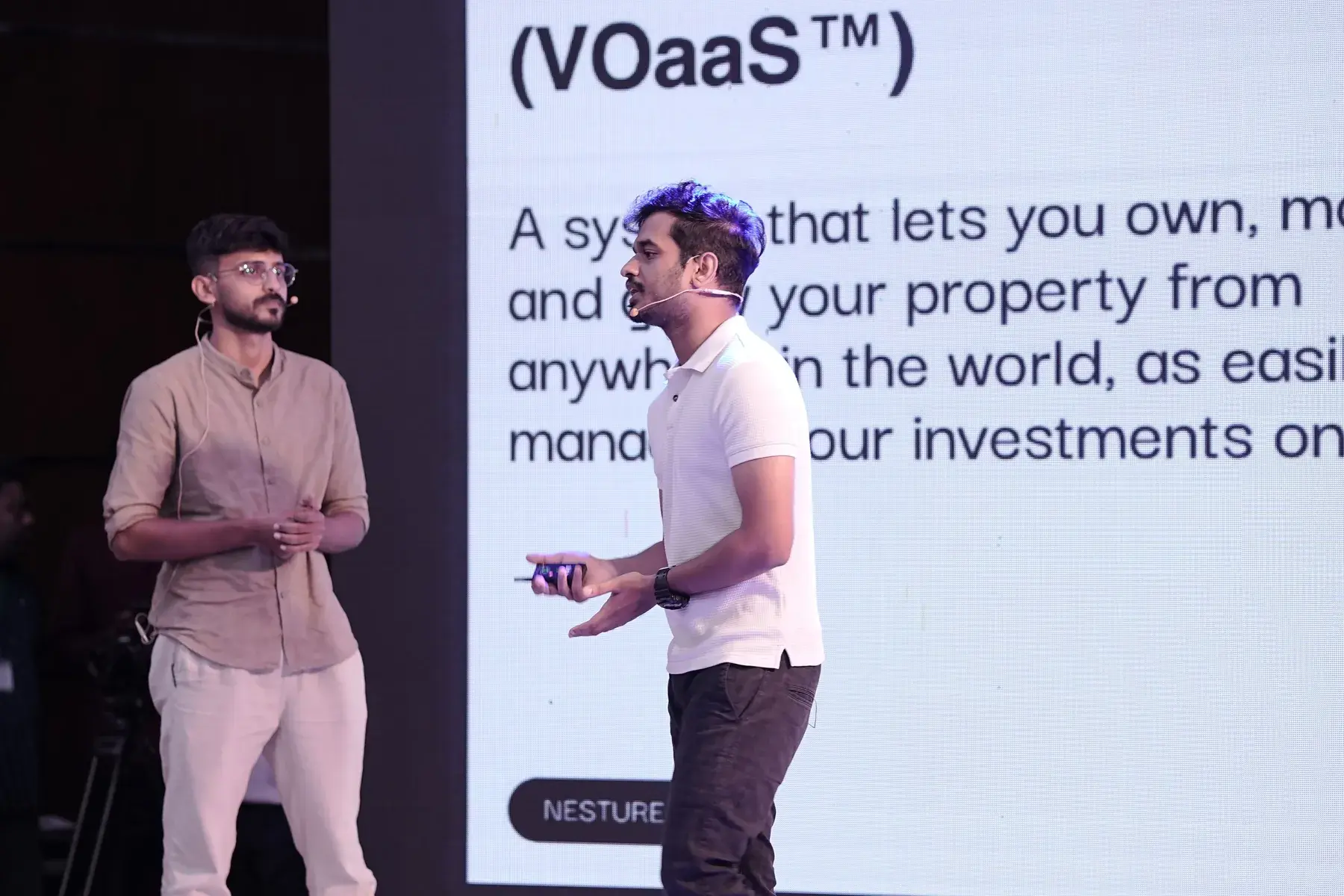 A founder presenting to the room at a Pitch Studio edition